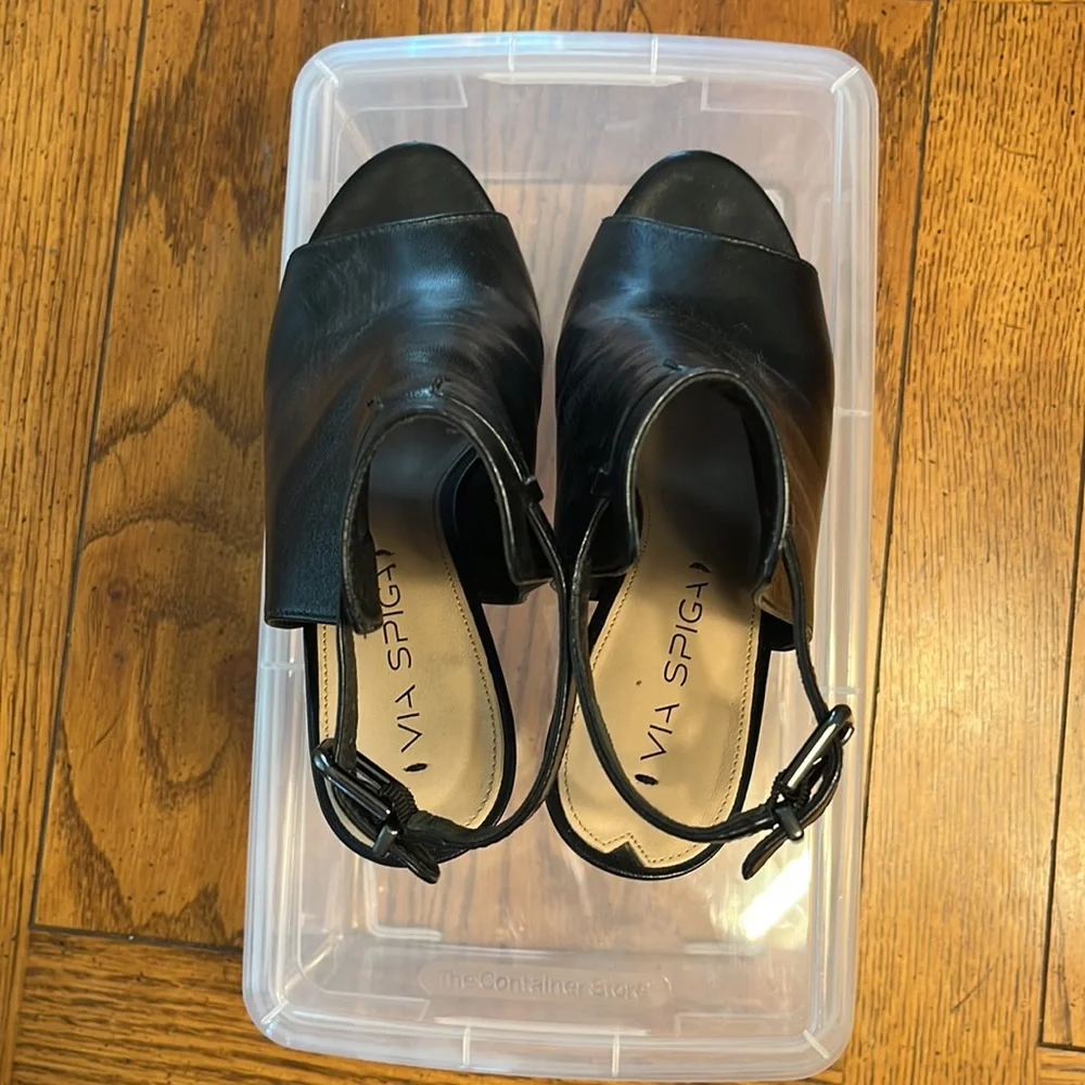 Black Via Spiga open toe bootie heels, size 7 - Picture 5 of 5